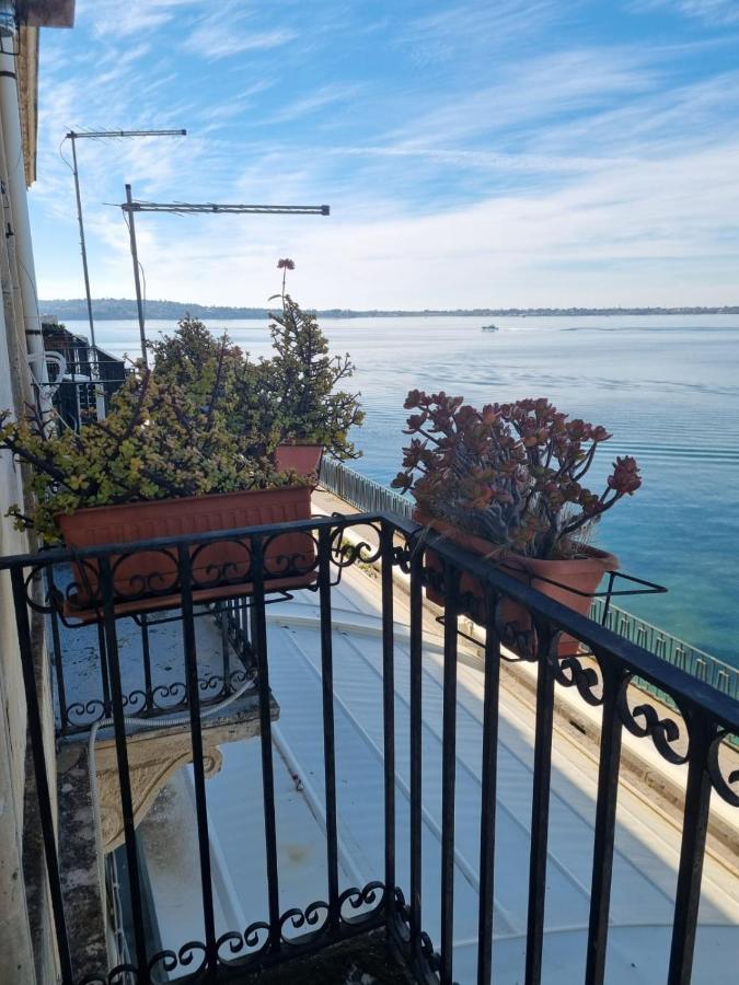 La Finestra Sul Mare Di Alfeo Appartement Syracuse Buitenkant foto