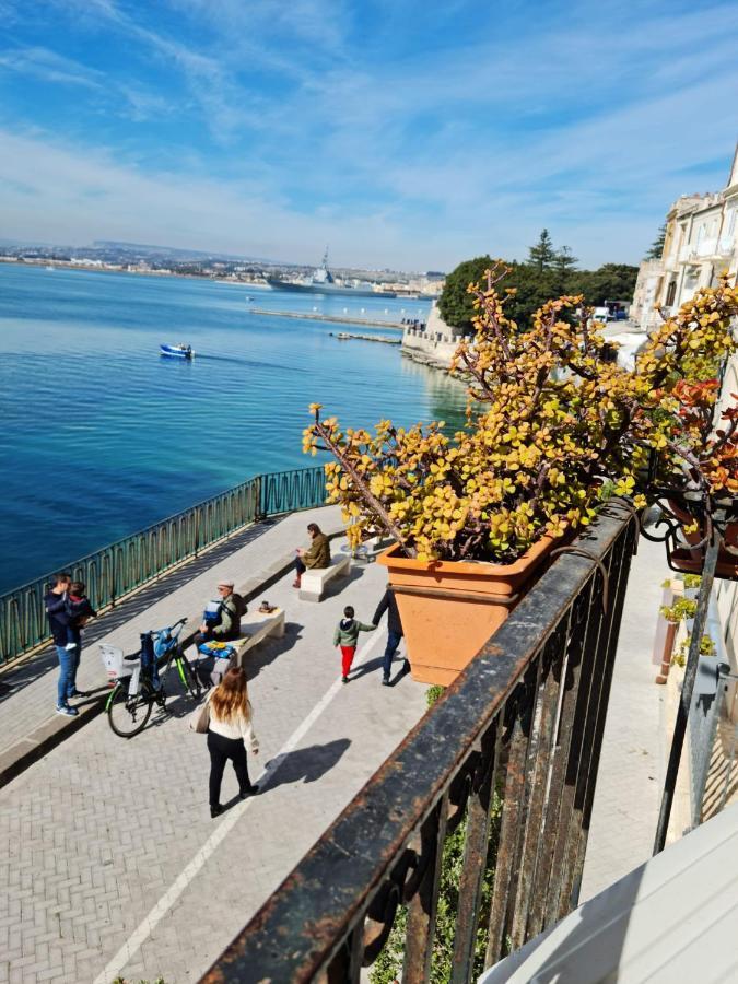 La Finestra Sul Mare Di Alfeo Appartement Syracuse Buitenkant foto