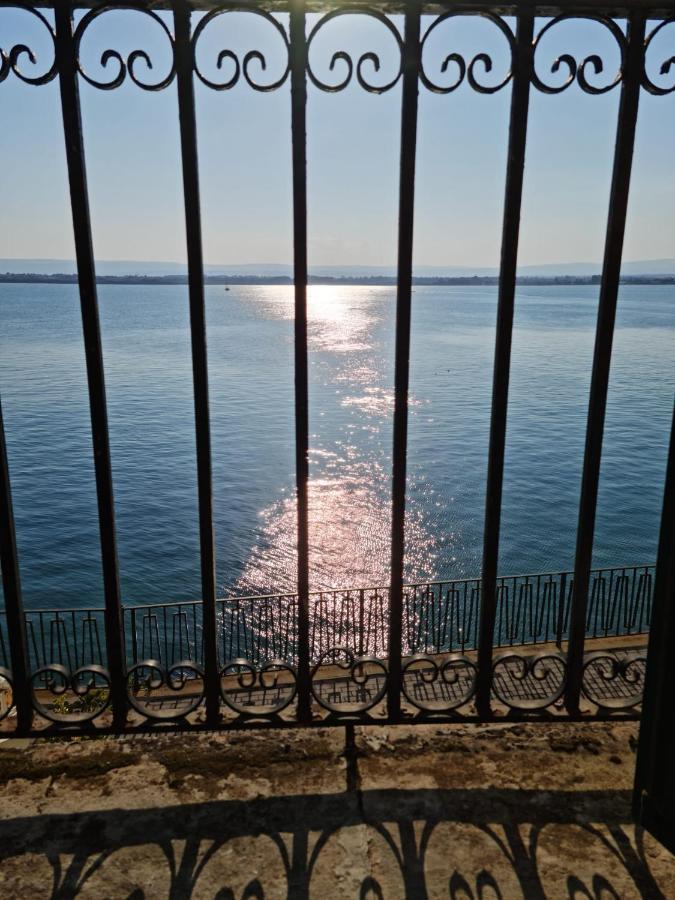 La Finestra Sul Mare Di Alfeo Appartement Syracuse Buitenkant foto